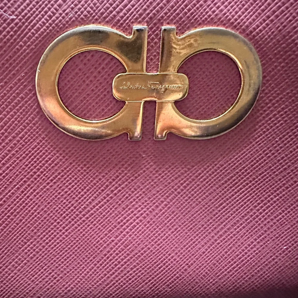 Salvatore Ferragamo Mauve/Pink  with Gold Hardware - Picture 2 of 13